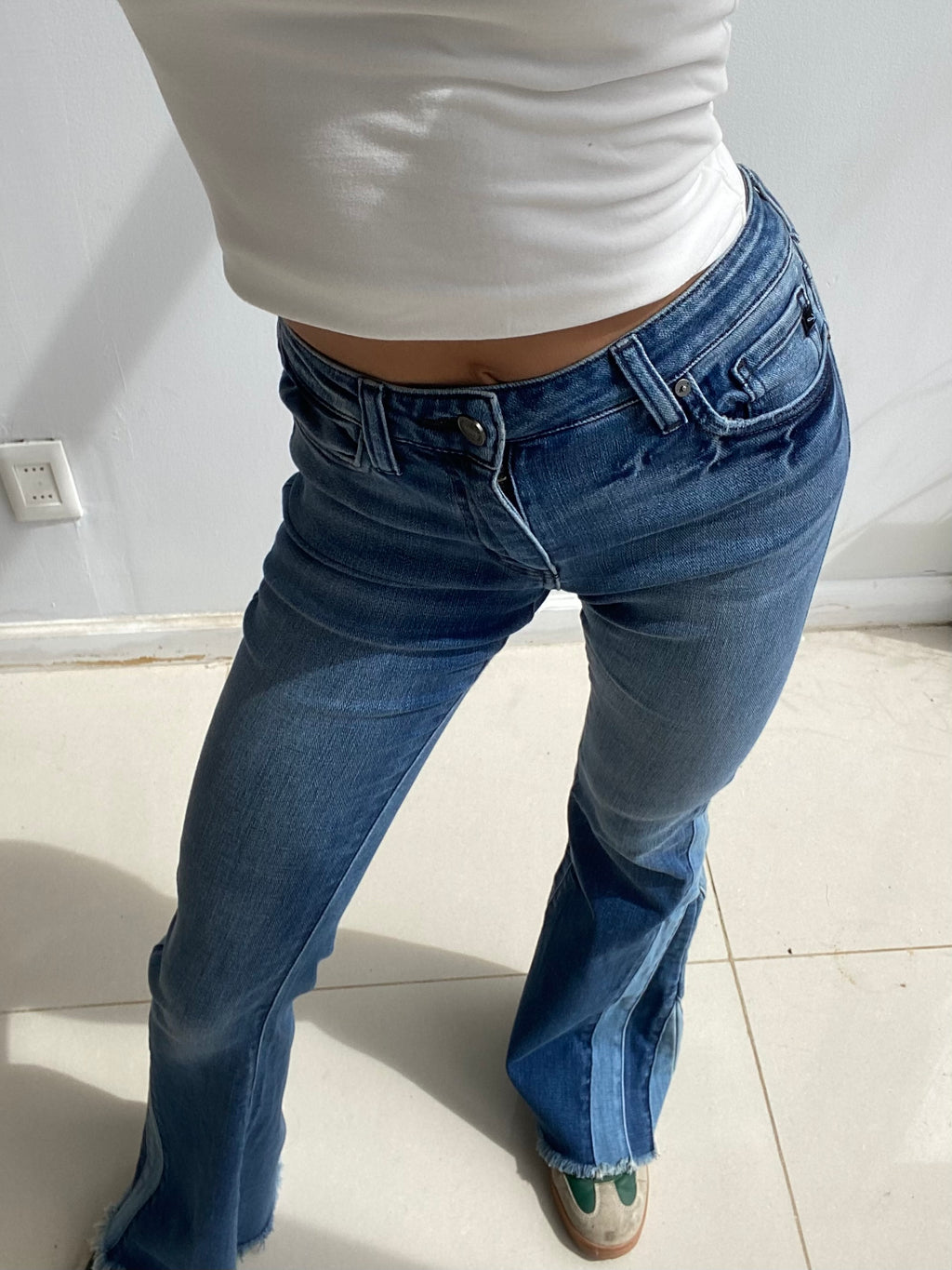 Jean Oxford con flecos