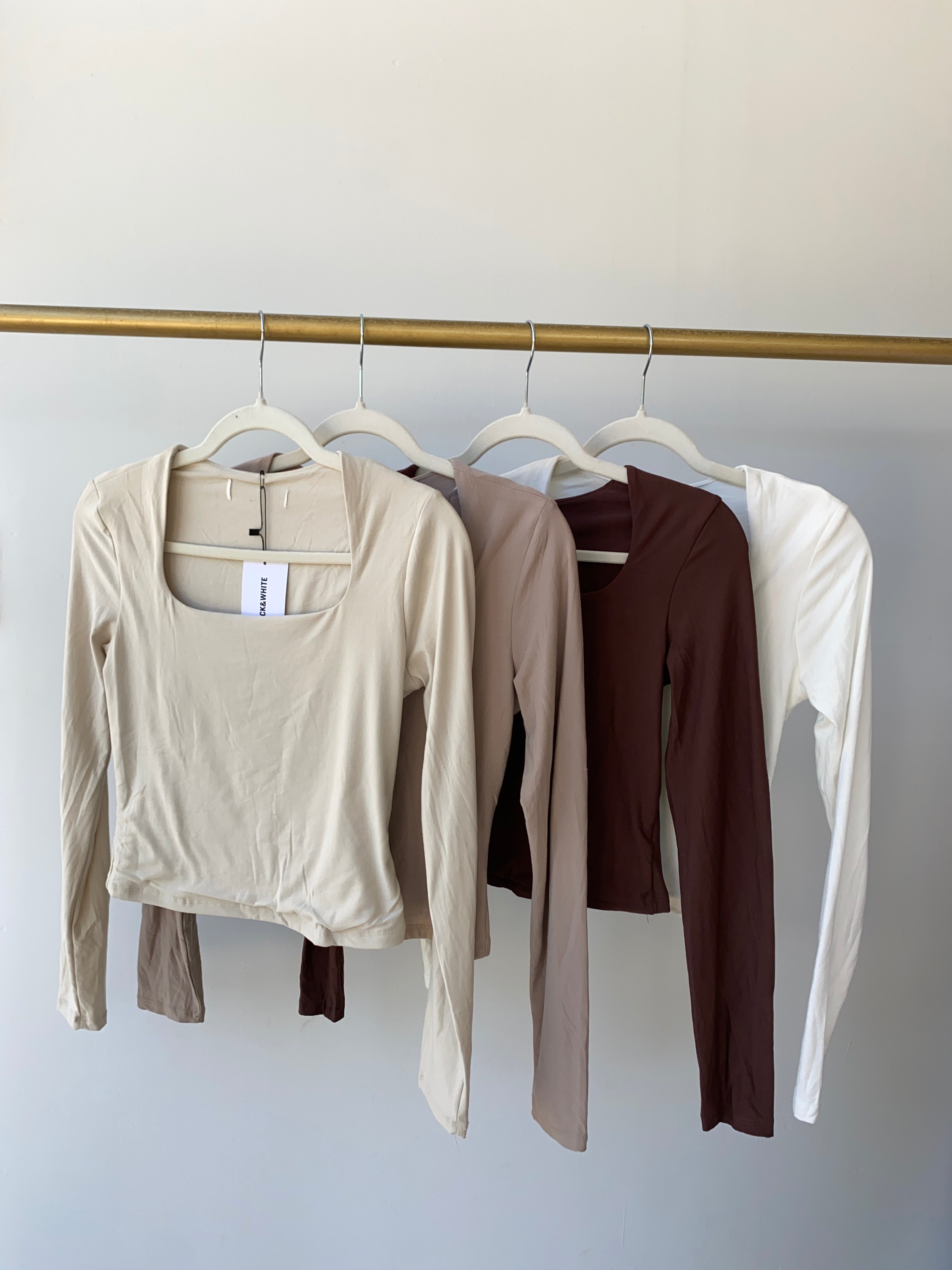 Remera escote cuadrado